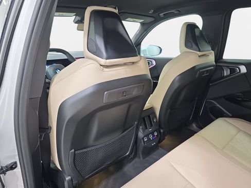 Used 2026 BMW X3 xDrive30i w/ Convenience Package AWD/4WD image 10