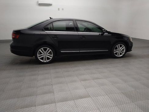 Used 2017 Volkswagen Jetta SEL FWD image 10