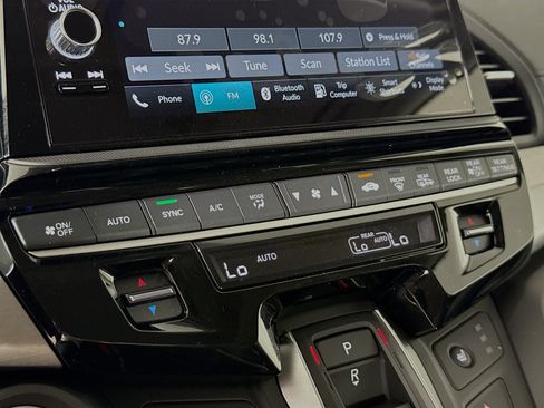 New 2026 Honda Odyssey EX-L image 17