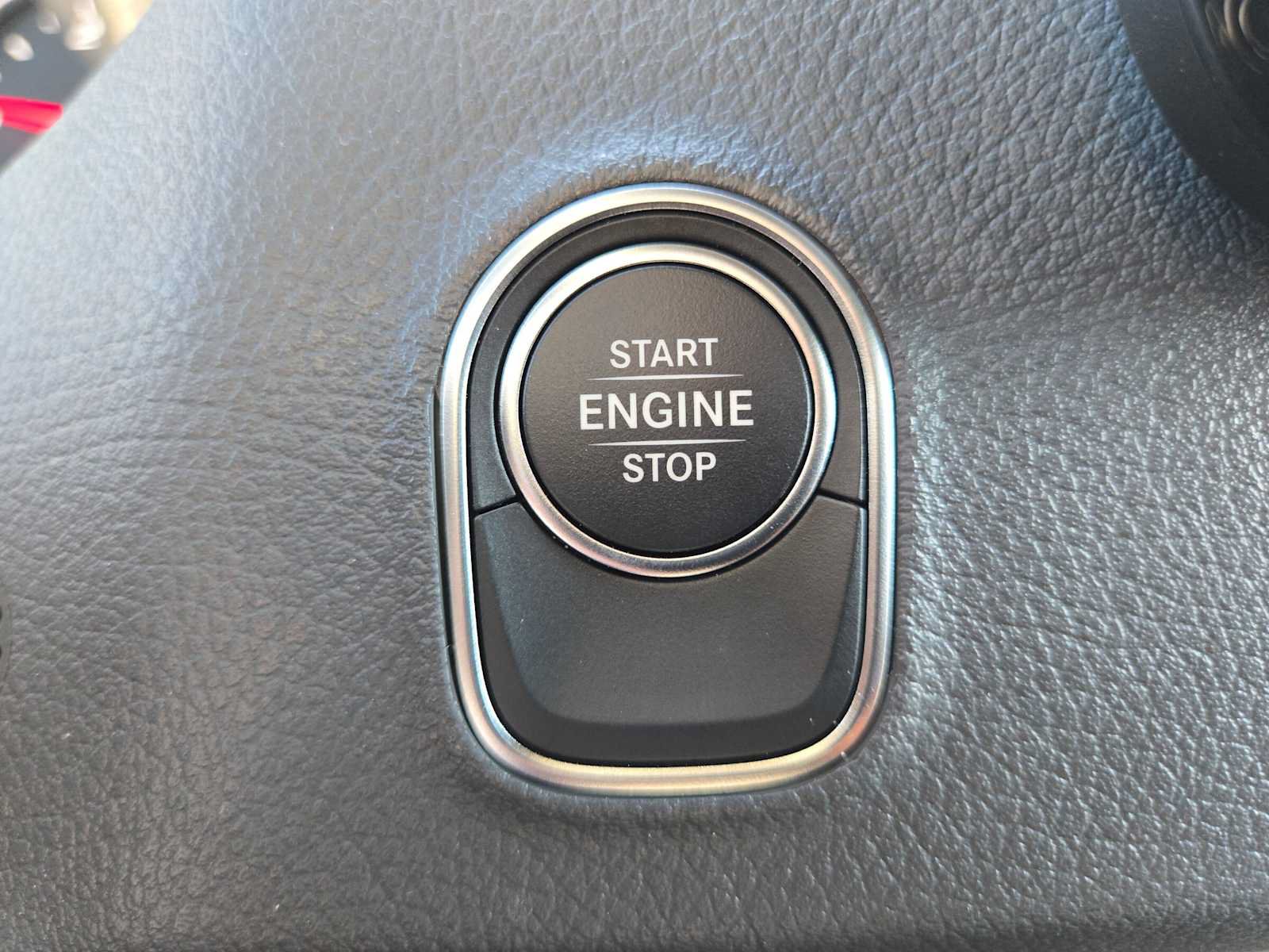 Used 2025 Mercedes-Benz Sprinter 2500 image 32