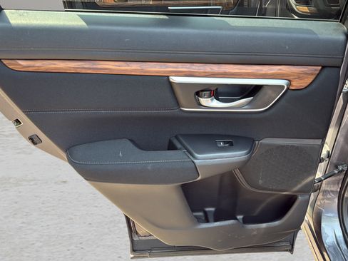Used 2018 Honda CR-V EX image 14