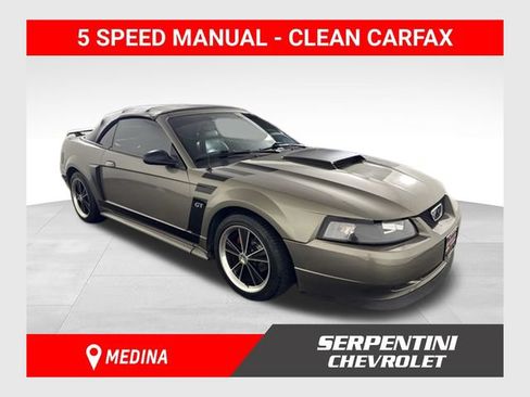 Used 2001 Ford Mustang GT RWD image 1
