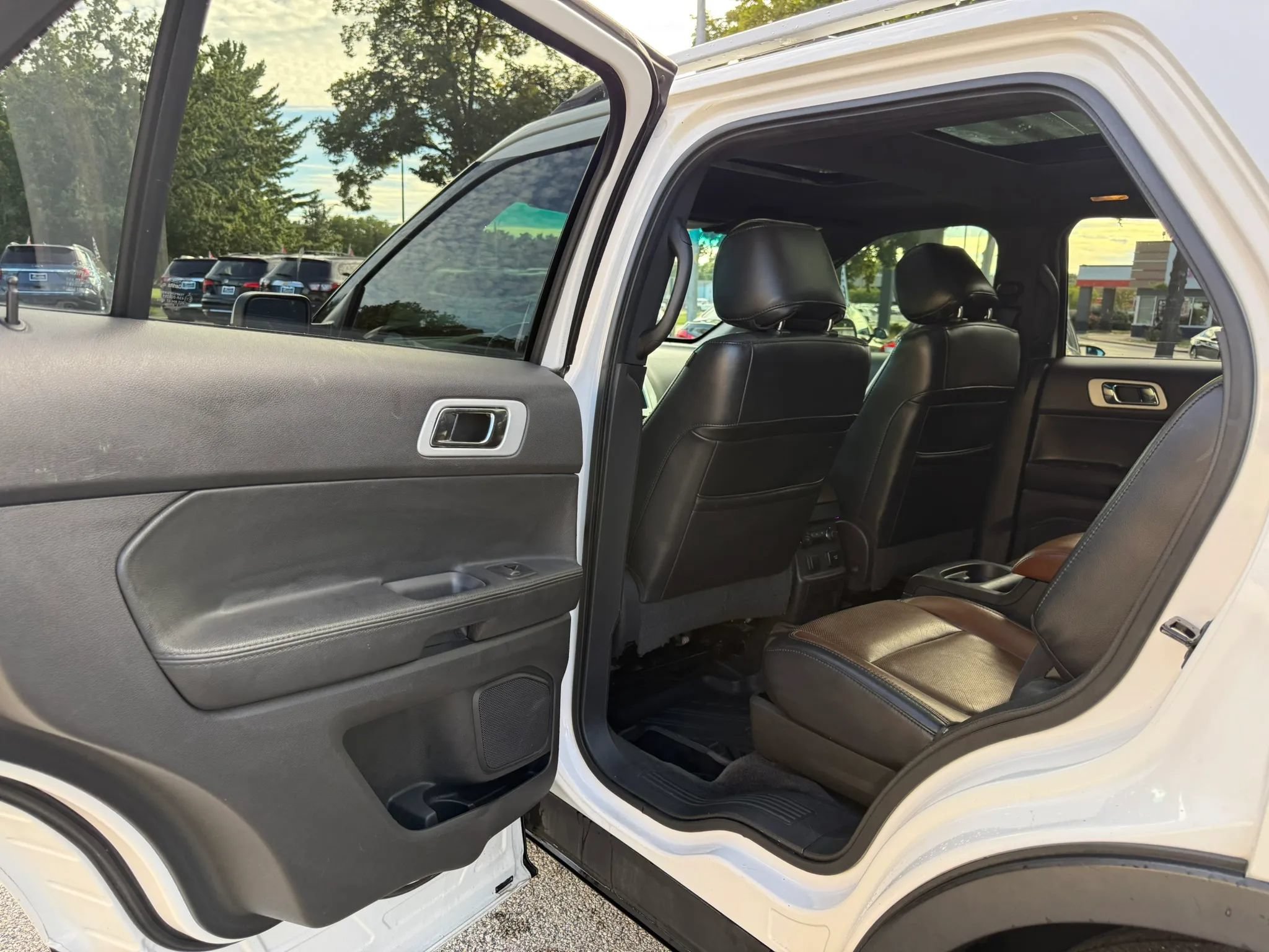 Used 2012 Ford Explorer Limited AWD/4WD image 12