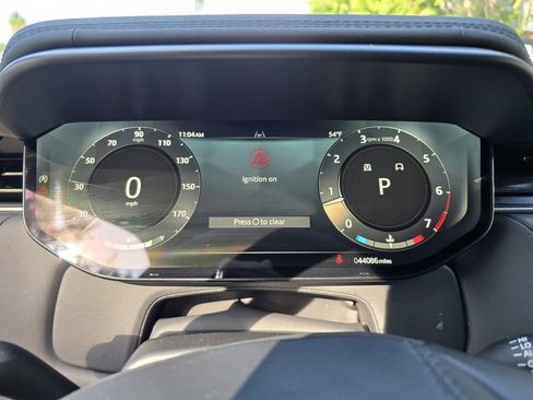 Used 2024 Land Rover Range Rover Sport Dynamic SE image 22