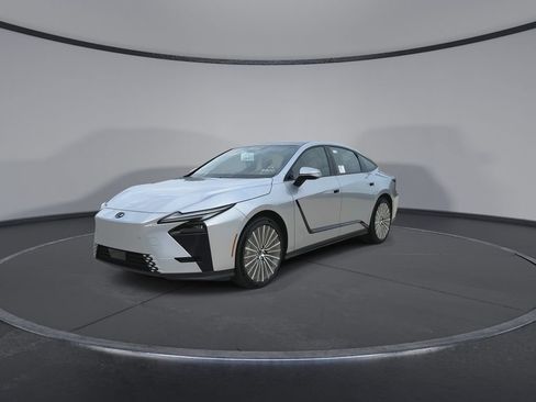Used 2026 Lexus ES 350e FWD image 4