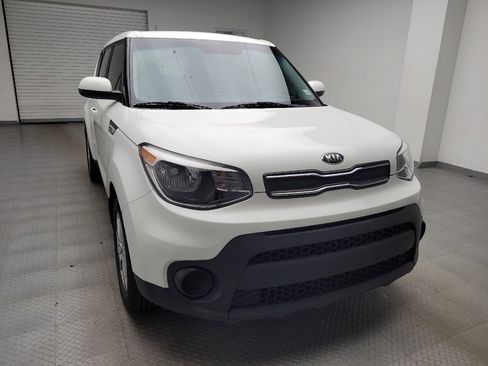 Used 2019 Kia Soul FWD image 14