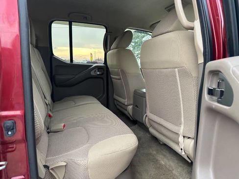 Used 2016 Nissan Frontier SV w/ SV Value Truck Package image 31