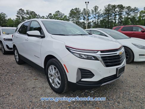 Used 2024 Chevrolet Equinox LT AWD/4WD image 5