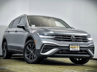 Certified 2022 Volkswagen Tiguan SE