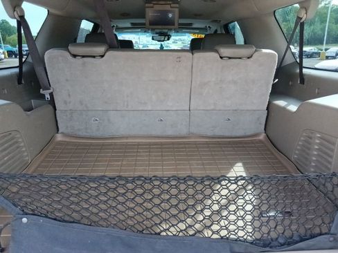 Used 2018 Chevrolet Suburban LT AWD/4WD image 33