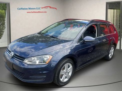 Used 2015 Volkswagen Golf TDI S image 1