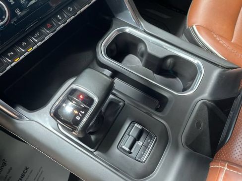 Used 2024 GMC Sierra 1500 Denali Ultimate AWD/4WD image 21