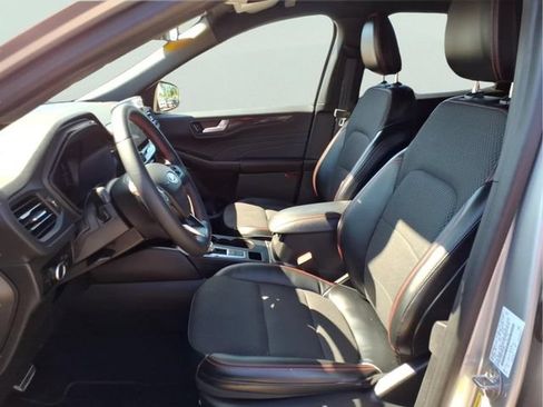 Used 2023 Ford Escape ST-Line w/ Tech Pack #1 AWD/4WD image 16