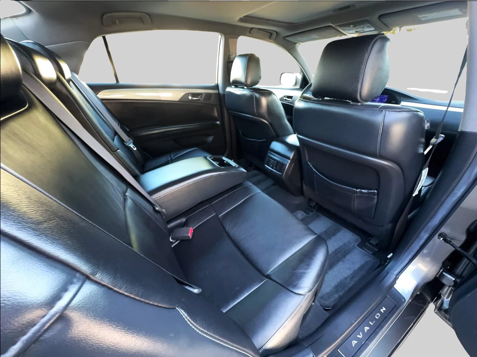 Used 2005 Toyota Avalon Touring FWD image 38
