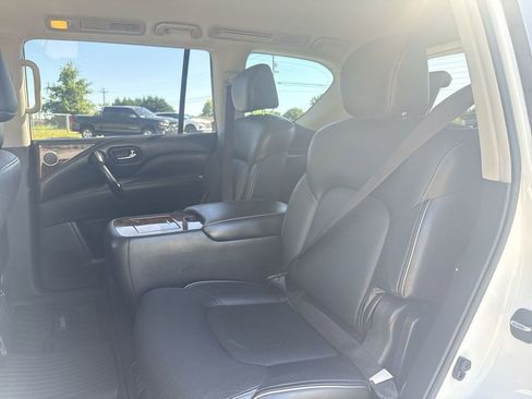 Used 2018 INFINITI QX80 4WD w/ Driver Assistance Package image 24