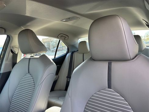 Certified 2023 Toyota Camry SE image 12