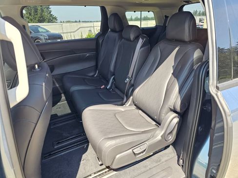 New 2027 Kia Carnival SX w/ Dark Edition Package FWD image 25
