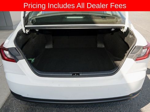 Used 2025 Toyota Camry LE FWD image 5