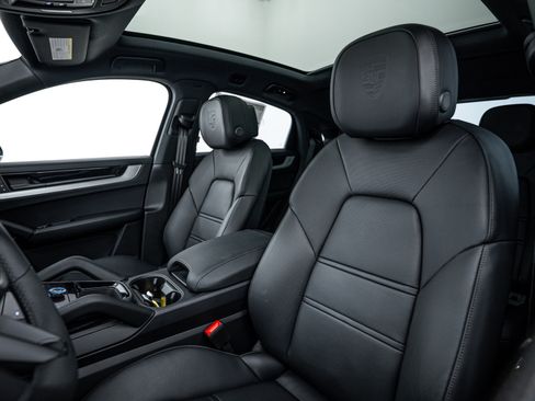 New 2026 Porsche Cayenne S image 20