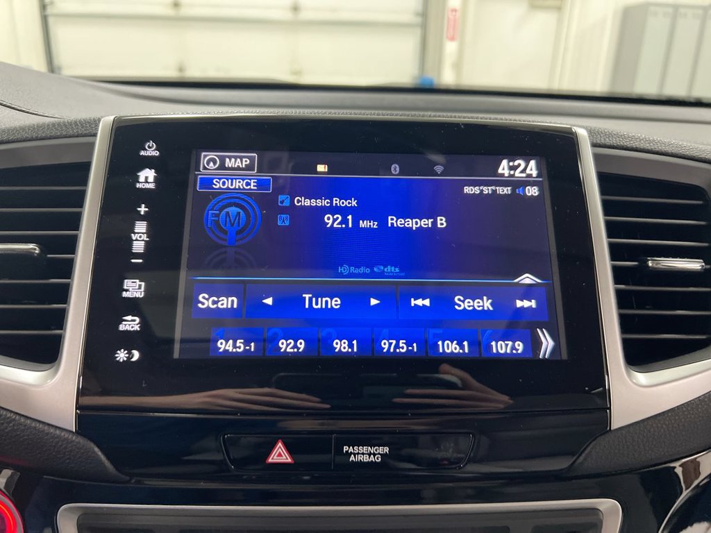 Used 2017 Honda Pilot Elite image 13