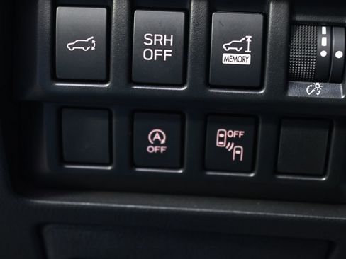 Used 2023 Subaru Forester Premium image 22