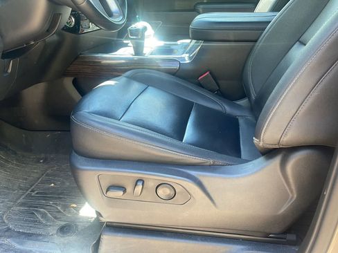 Used 2023 GMC Sierra 1500 Elevation w/ Elevation Premium Package AWD/4WD image 12