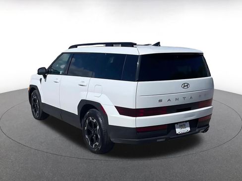 Used 2025 Hyundai Santa Fe SEL image 9