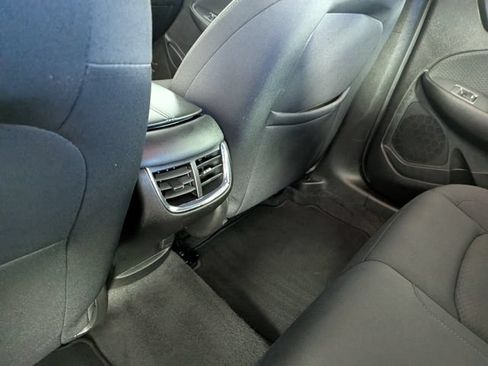 Used 2024 Chevrolet Malibu LT FWD image 31