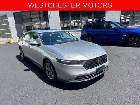 Used 2024 Honda Accord EX image 3