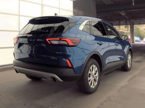Used 2023 Ford Escape Active w/ Tech Pack #1 AWD/4WD image 6