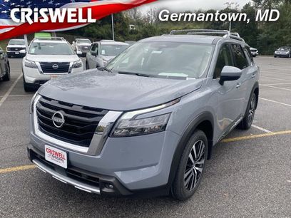 New 2025 Nissan Pathfinder Platinum w/ Cargo Package
