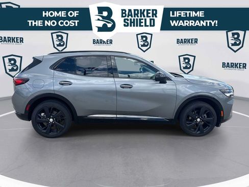 Used 2021 Buick Envision Essence w/ Sport Touring Package FWD image 10