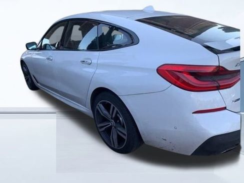 Used 2018 BMW 640i Gran Turismo xDrive image 2