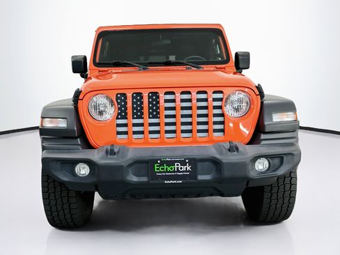 Used 2020 Jeep Gladiator Sport w/ Quick Order Package 24S AWD/4WD image 2