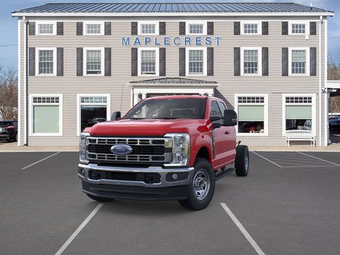New 2026 Ford F350 XL w/ XL Chrome Package AWD/4WD image 2