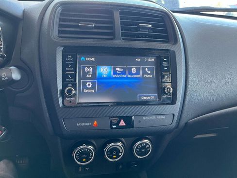 Used 2018 Mitsubishi Outlander Sport ES image 24