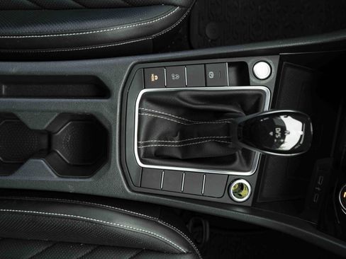 Used 2023 Volkswagen Jetta SEL image 27