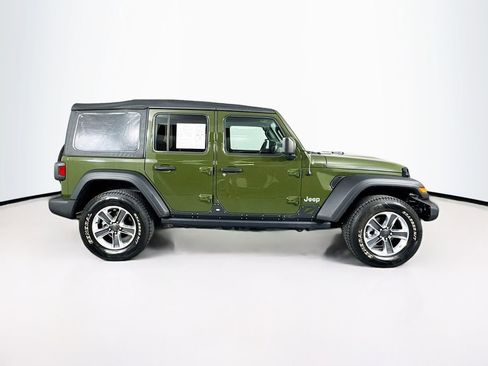 Used 2020 Jeep Wrangler Unlimited Sport image 11