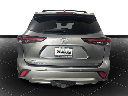 Used 2025 Toyota Highlander Limited AWD/4WD image 4