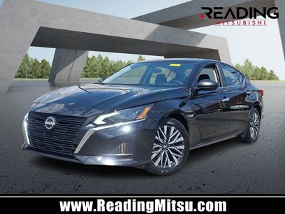 Used 2025 Nissan Altima 2.5 SV