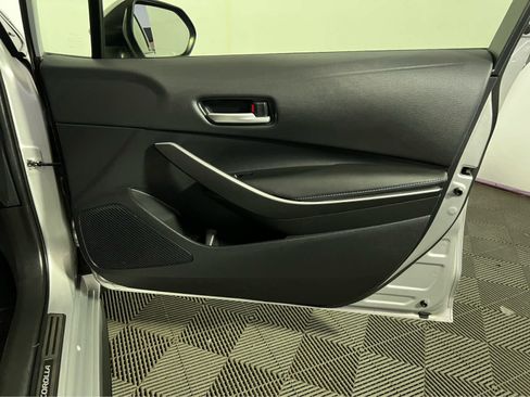 Used 2022 Toyota Corolla SE FWD image 28