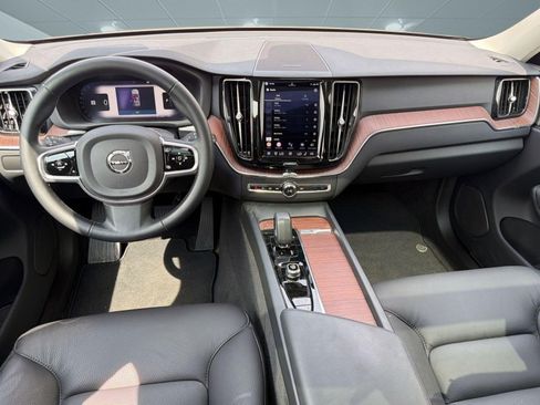 Certified 2023 Volvo XC60 B5 Plus w/ Climate Package AWD/4WD image 16