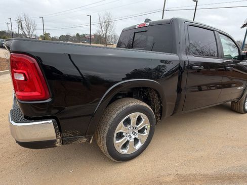 New 2026 RAM 1500 Big Horn AWD/4WD image 8