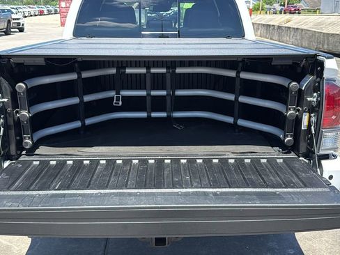 Certified 2023 Toyota Tacoma TRD Off-Road w/ TRD Premium Off Road Package AWD/4WD image 27