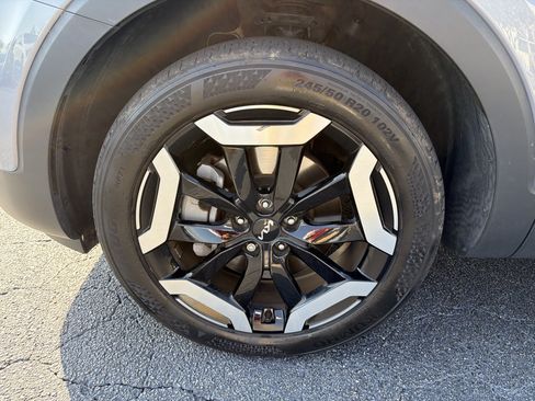 Used 2024 Kia Telluride S w/ S Sunroof Package FWD image 7