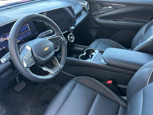 Used 2024 Chevrolet Blazer EV LT AWD/4WD image 11