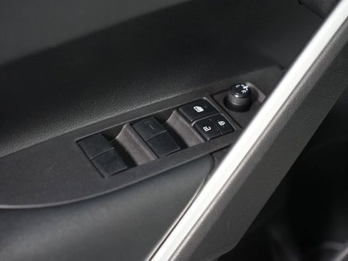 Certified 2024 Toyota Corolla Cross XSE image 32