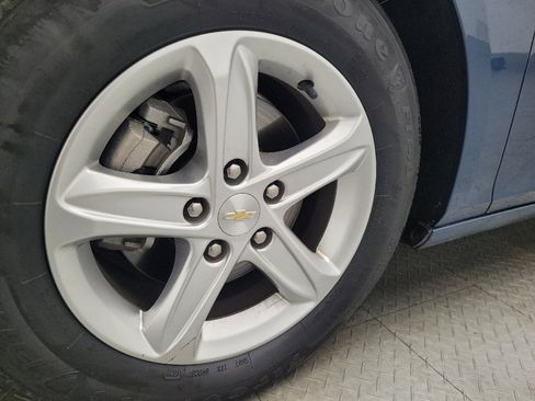 Used 2024 Chevrolet Malibu LT image 31