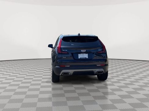 Used 2023 Cadillac XT4 Premium Luxury w/ Technology Package AWD/4WD image 7