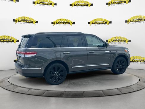 Used 2022 Lincoln Navigator Black Label AWD/4WD image 5